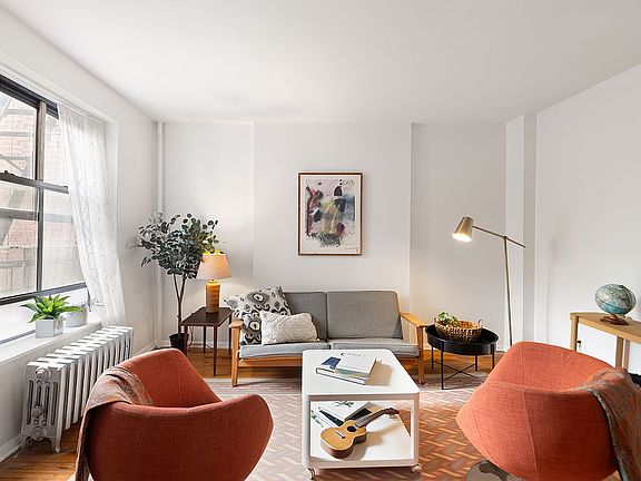 3rd image of 443 Hicks St APT 3H