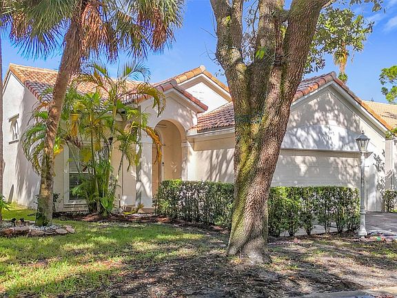 3rd image of 7657 Sanctuary Drive