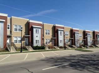 1432 SW Washburn Ave, Topeka, KS 66604