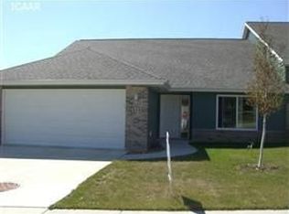 543 E Bear Dr, Tiffin, IA 52340