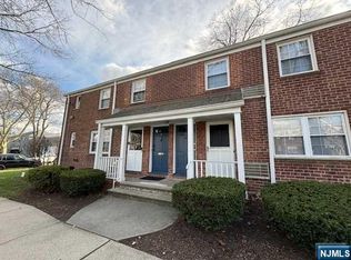 7 Clark Ct, Rutherford, NJ 07070