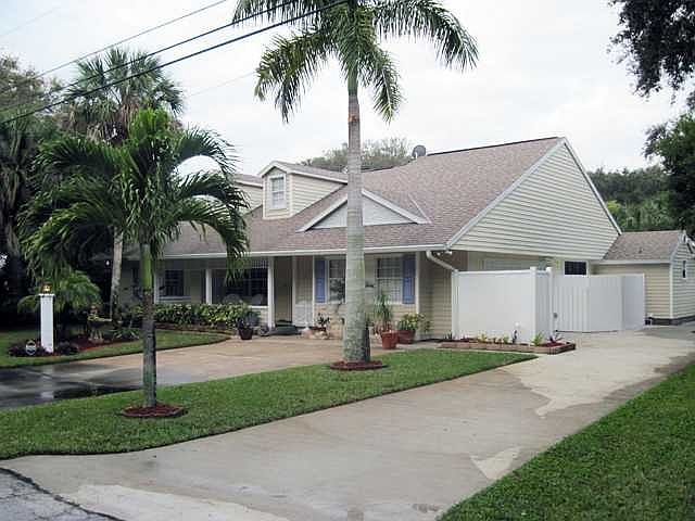 1st image of 9525 Sea Grape Dr