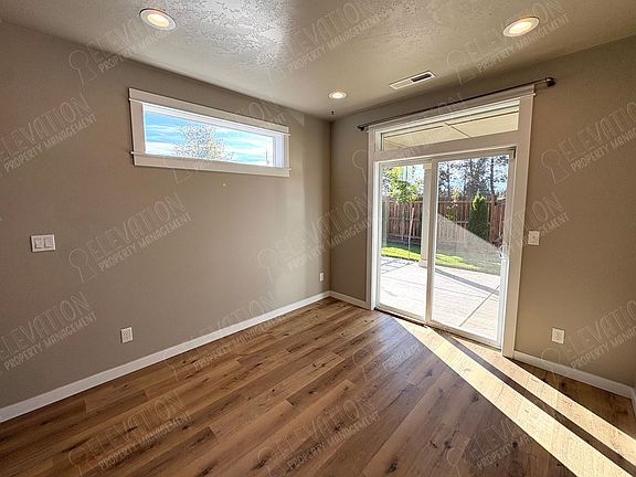 5th image of 21241 SE Golden Market Ln