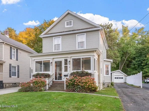 8 Electric Avenue, East Greenbush, NY 12061