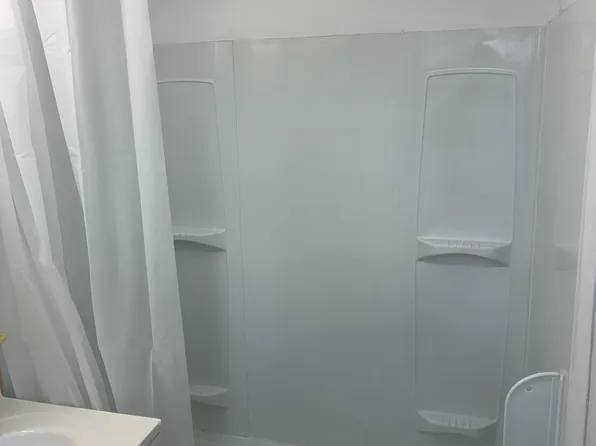 39 N Main St APT 6, Natick, MA 01760