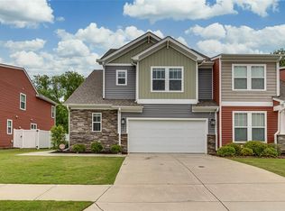 106 Creekhaven Ln, Taylors, SC 29687