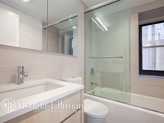 4th image of 341 W 11th St APT 4B