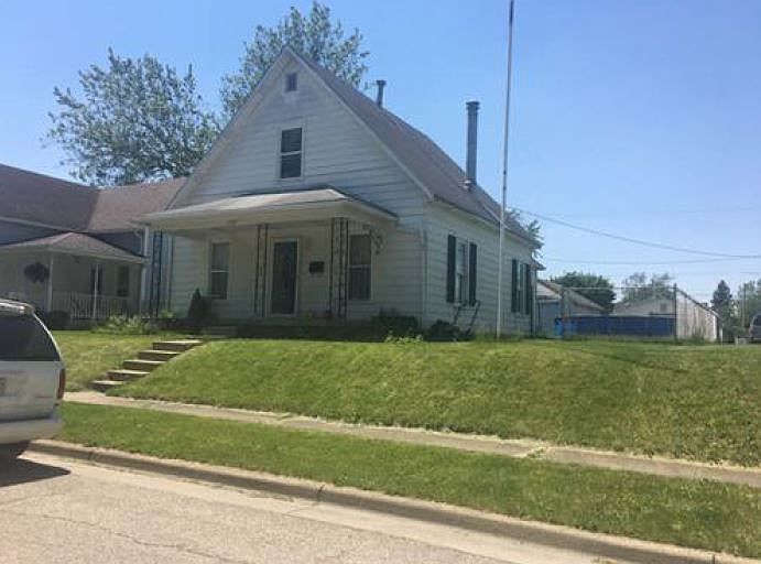 2nd image of 720 Cottage Ave