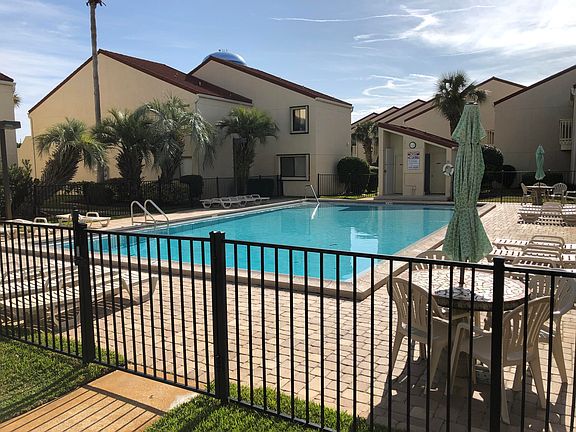 2nd image of 228 Amberjack Dr Unit 8