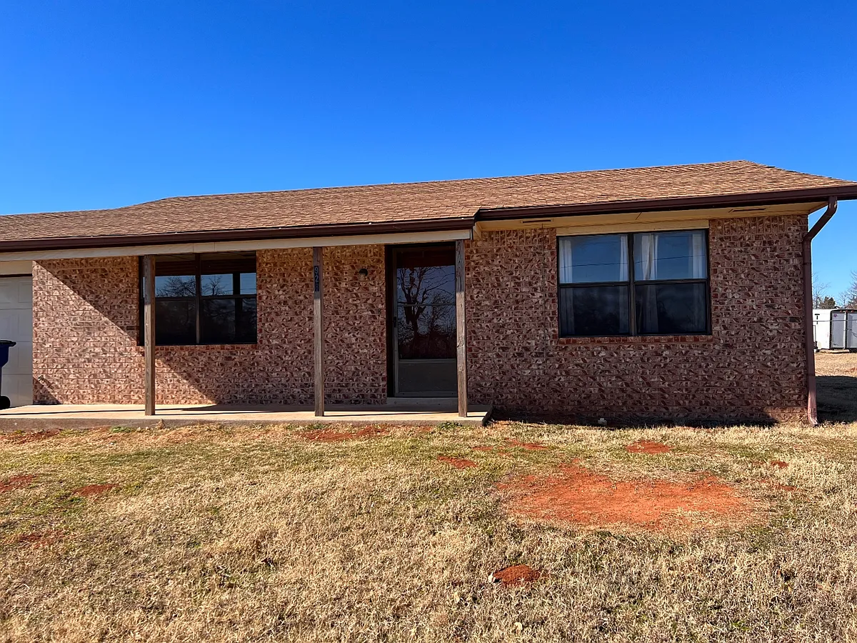 Building Photo - 928 S County Line Rd