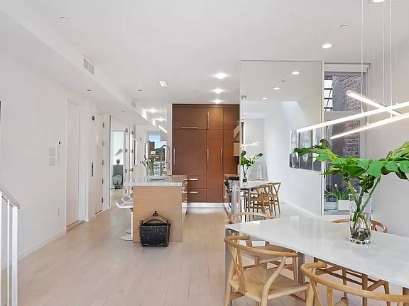 4th image of 223 W 135th St