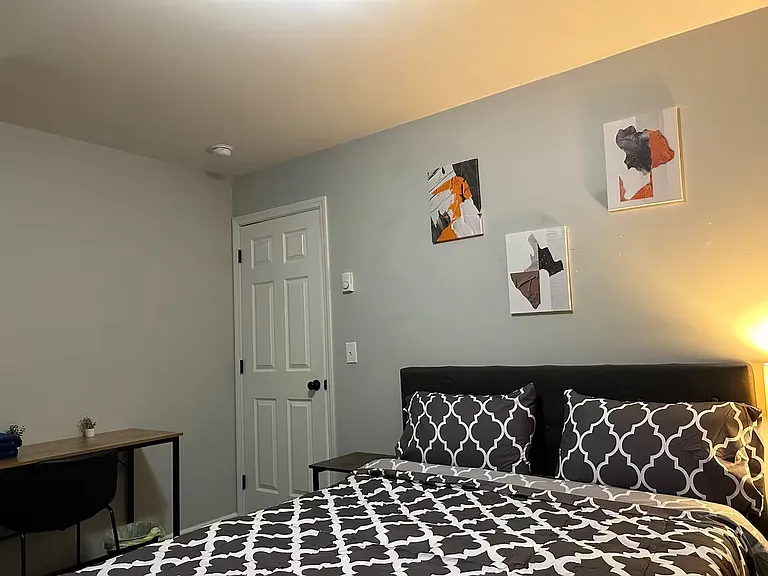 129 Elmira Rd #B — Photo 16