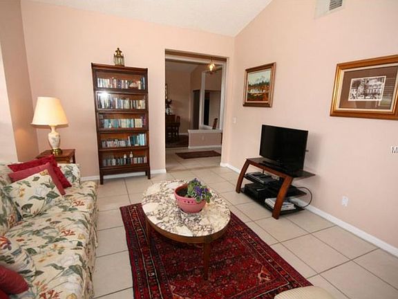 5th image of 1004 Silcox Branch Cir