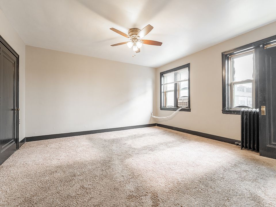 1st image of 37 W Saint Clair St #304