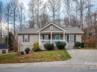 263 Newberry Dr, Fletcher, NC 28732