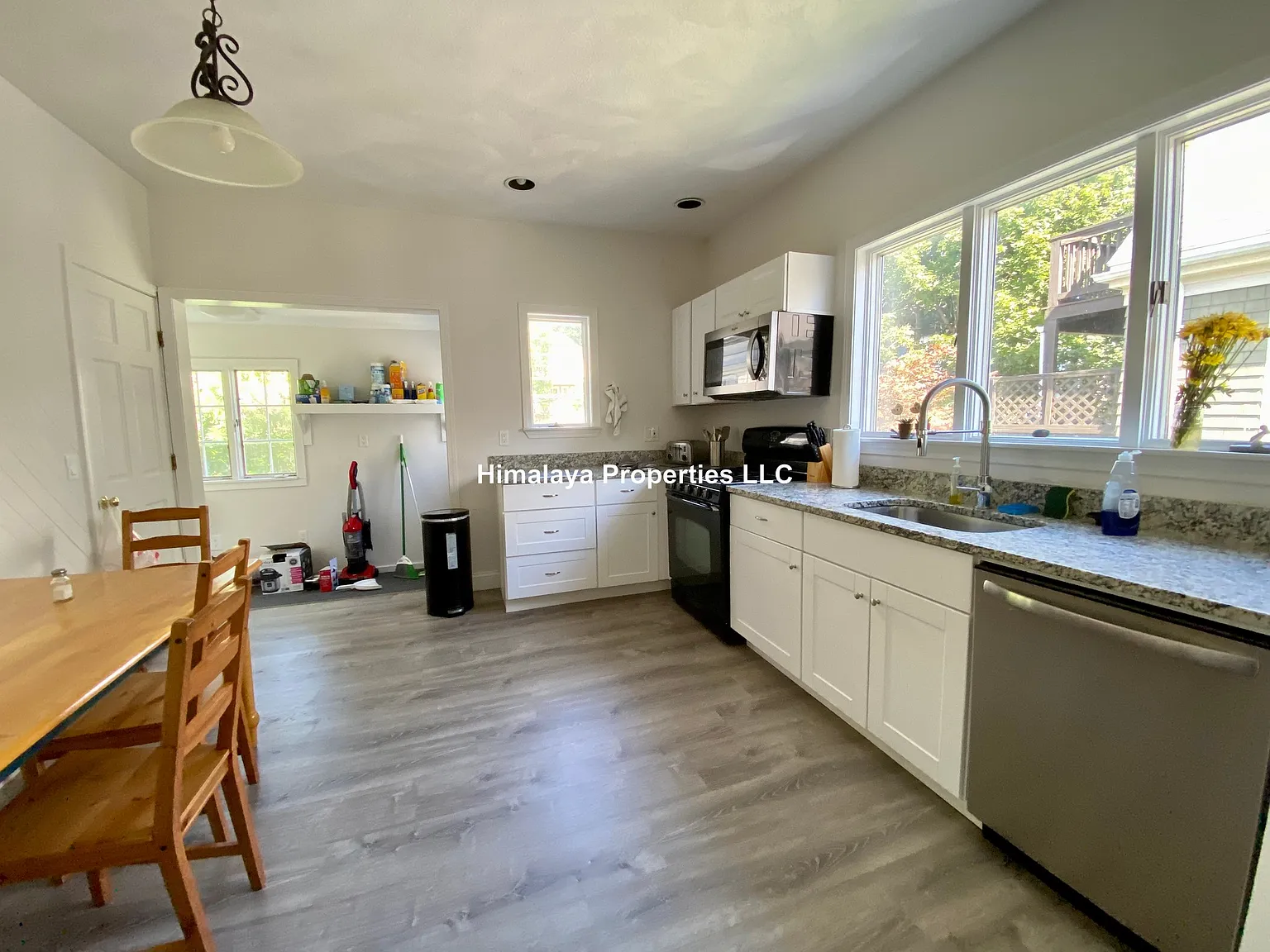 4 bed, $5,400 — Photo 3
