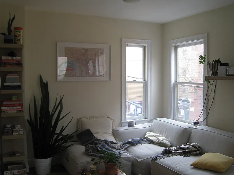 90 Elm St #2 — Photo 3