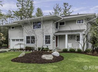 1134 Conlon Ave SE, East Grand Rapids, MI 49506