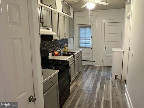 5th image of 3611 W Garrison Ave