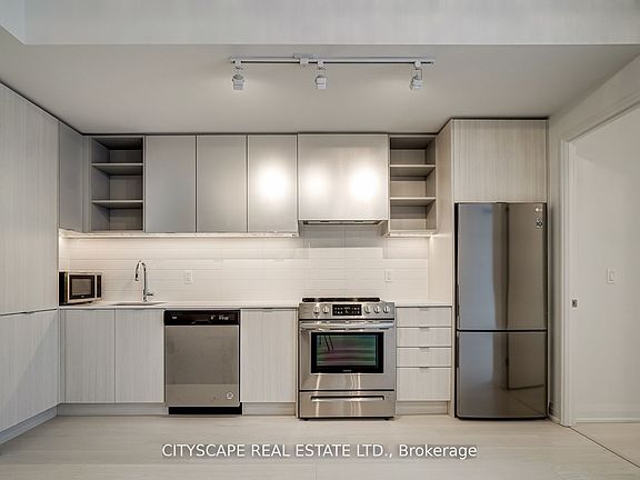 3rd image of 10 Gibbs Rd #1007