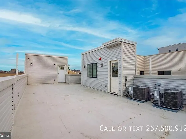 1230 N Marshall St #3R — Photo 19