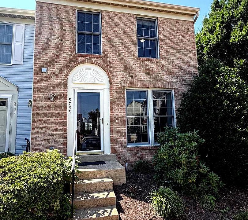1st image of 9733 Sassafras Ct