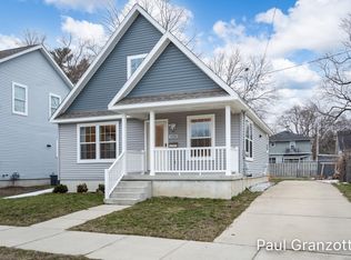 1120 Alto Ave SE, Grand Rapids, MI