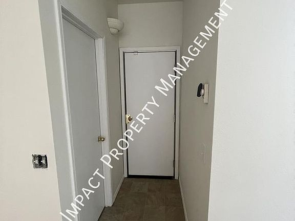 5th image of 3414 Wetmore Ave Unit 1