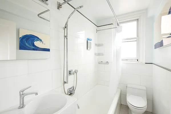 Sold by Compass | media 17