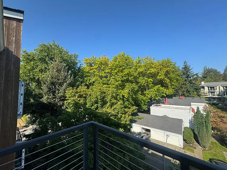 Plaza Apartments — Photo 129