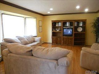 2nd image of 1 Bell Ct