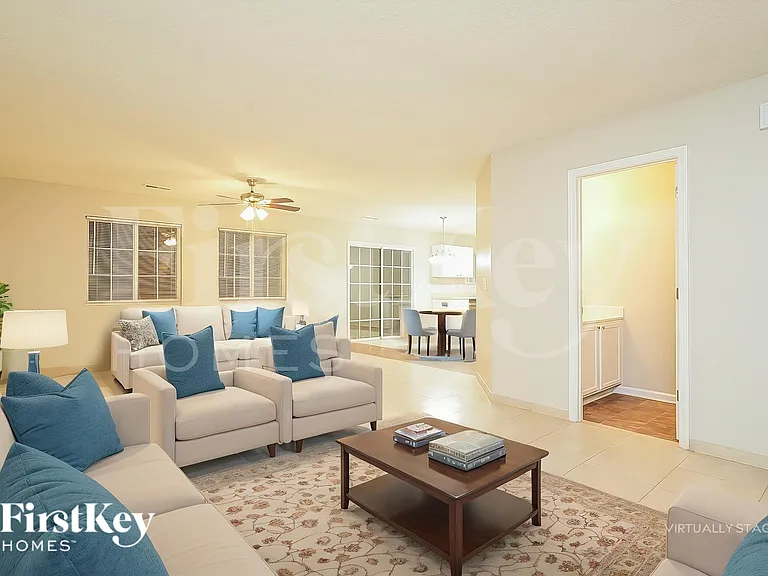 5701 Yachtsman Ct — Photo 4