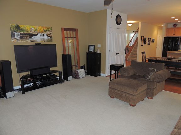 4th image of 18327 Shetland Way