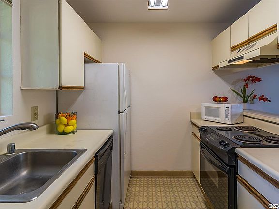 4th image of 160 Keonekai Rd APT 27-102