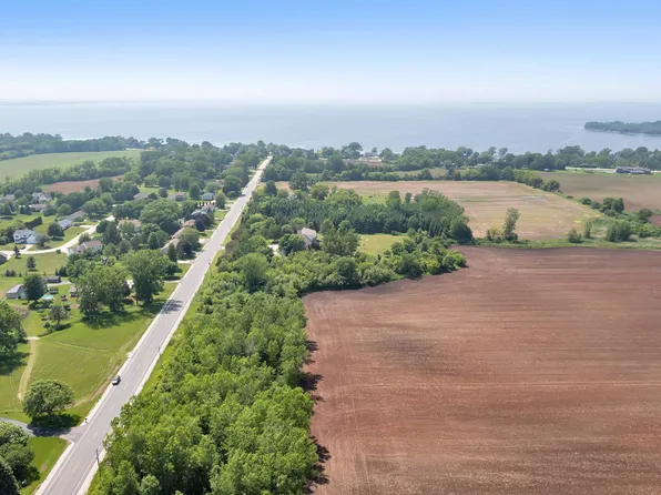 Van Lanen Rd #6, Green Bay, WI 54311