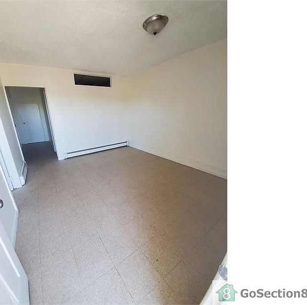 2nd image of 437 Grove St #3