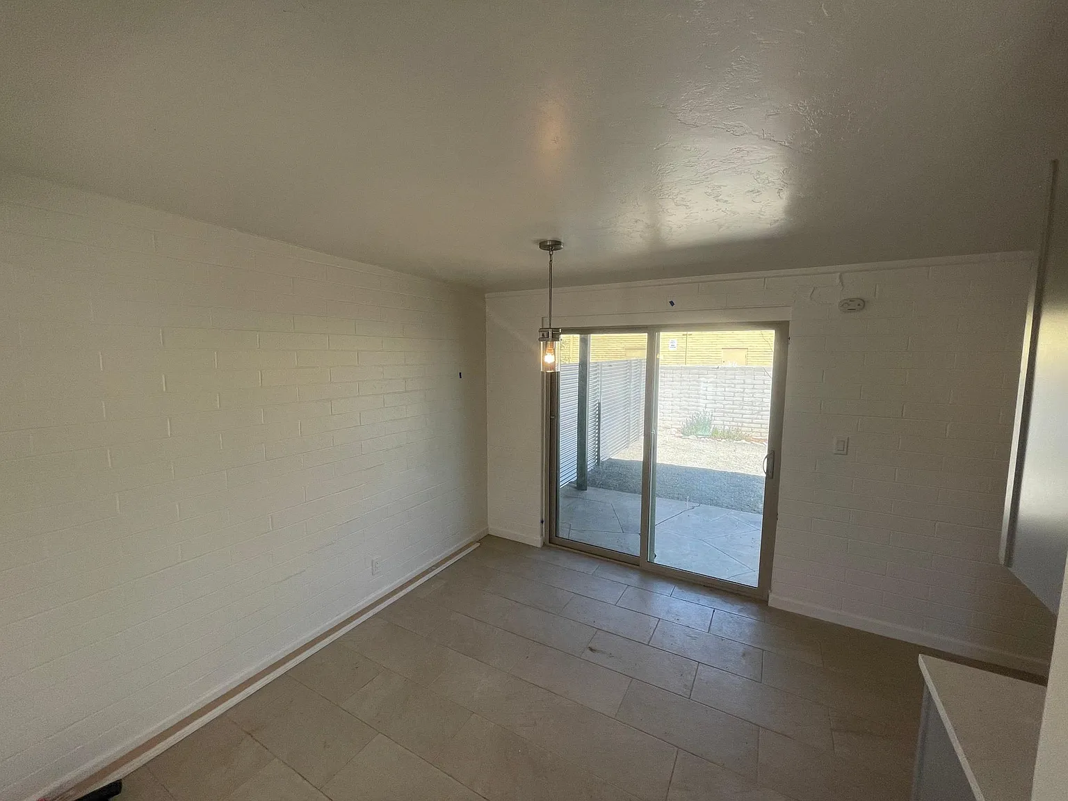 1 bed, 600 sqft, $900 — Photo 3