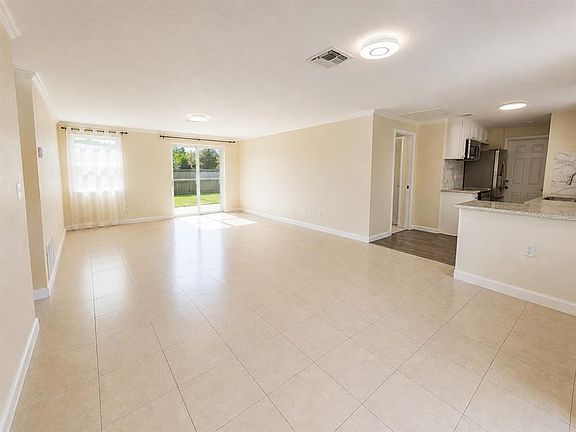 4th image of 14490 SW 41ST AVENUE ROAD