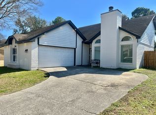 12103 Hedgedown Dr, Houston, TX 77065