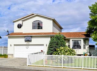 1510 Oakwood Dr, Elko, NV 89801