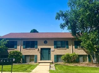 836 Long Ln, Chambersburg, PA 17201