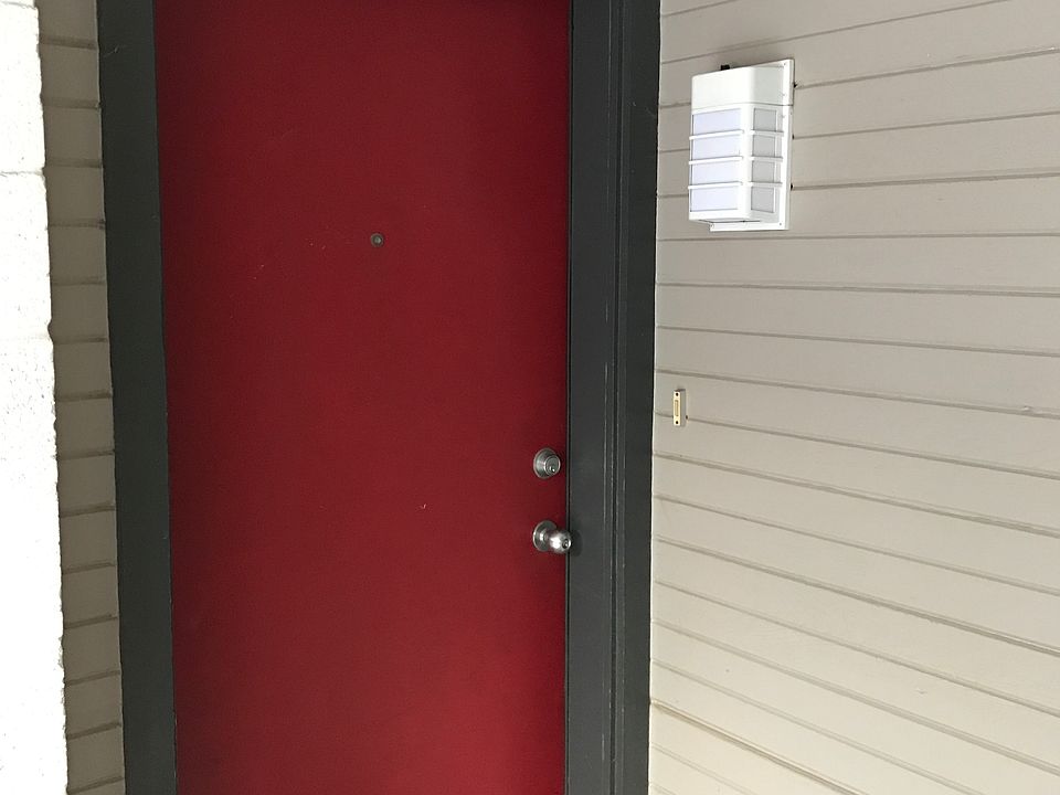 107C Entrance