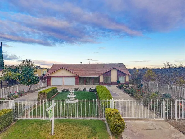 1301 Loquat Ave, Patterson, CA 95363