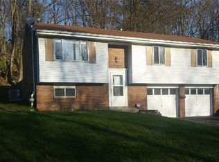 472 Fielding Dr, Pittsburgh, PA 15235