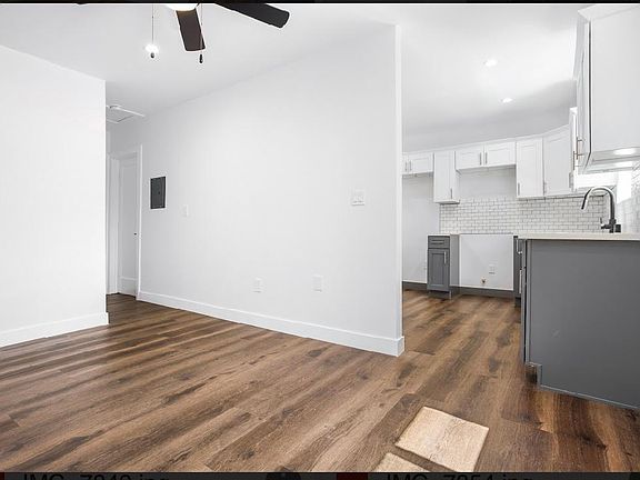 3rd image of 3557-3559 Percy St #6