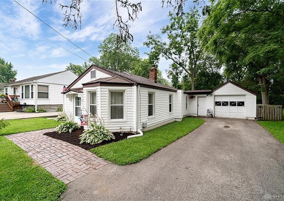 1st image of 3717 Roslyn Ave