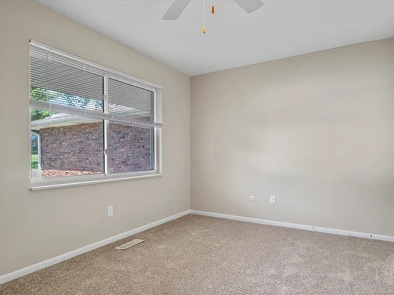 32 Sundowner Ln — Photo 14