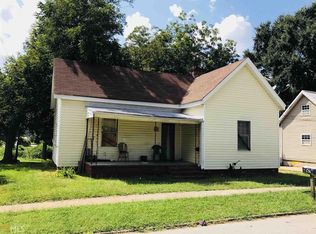 18 Whiting St, Lagrange, GA 30241