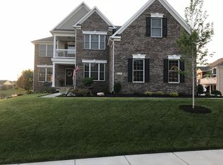 5124 Sweetwater Dr, Noblesville, IN 46062