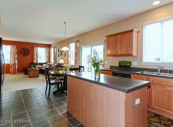 4th image of 12920 Parterre Pl